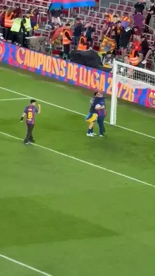 La celebración de Pedri con su padre que casi nadie vio tras ganar La Liga: 